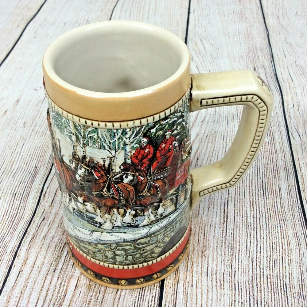 Vintage 1988 Anheuser Busch Budweiser Christmas Beer‎ Stein- Clydesdales Mug